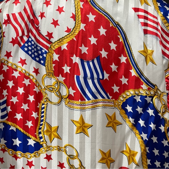 Mureli Vintage Patriotic Silk Jacket – Removeable Sleeves! - Picture 9 of 10